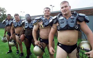 Illustration for article titled Awful Team Photos — The Definitive Collection